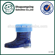 couvrent les chaussures de pluie en caoutchouc pour enfants, bottes de pluie usine hiver/C-705